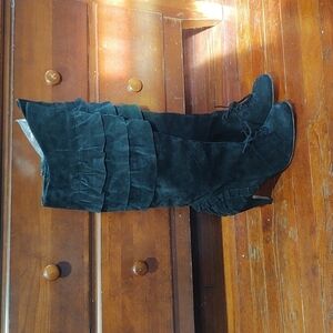 Black Victorian Ruffled Suede Leather Heeled Boots Sz 40